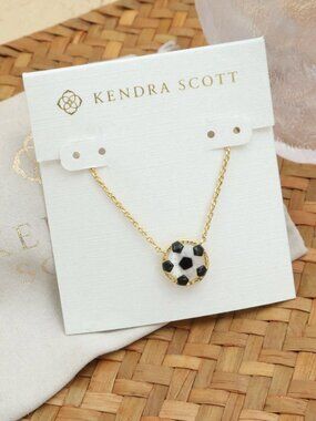 Kendra Scott Soccer Short Necklace Ivory Mother-of-Pearl Gold